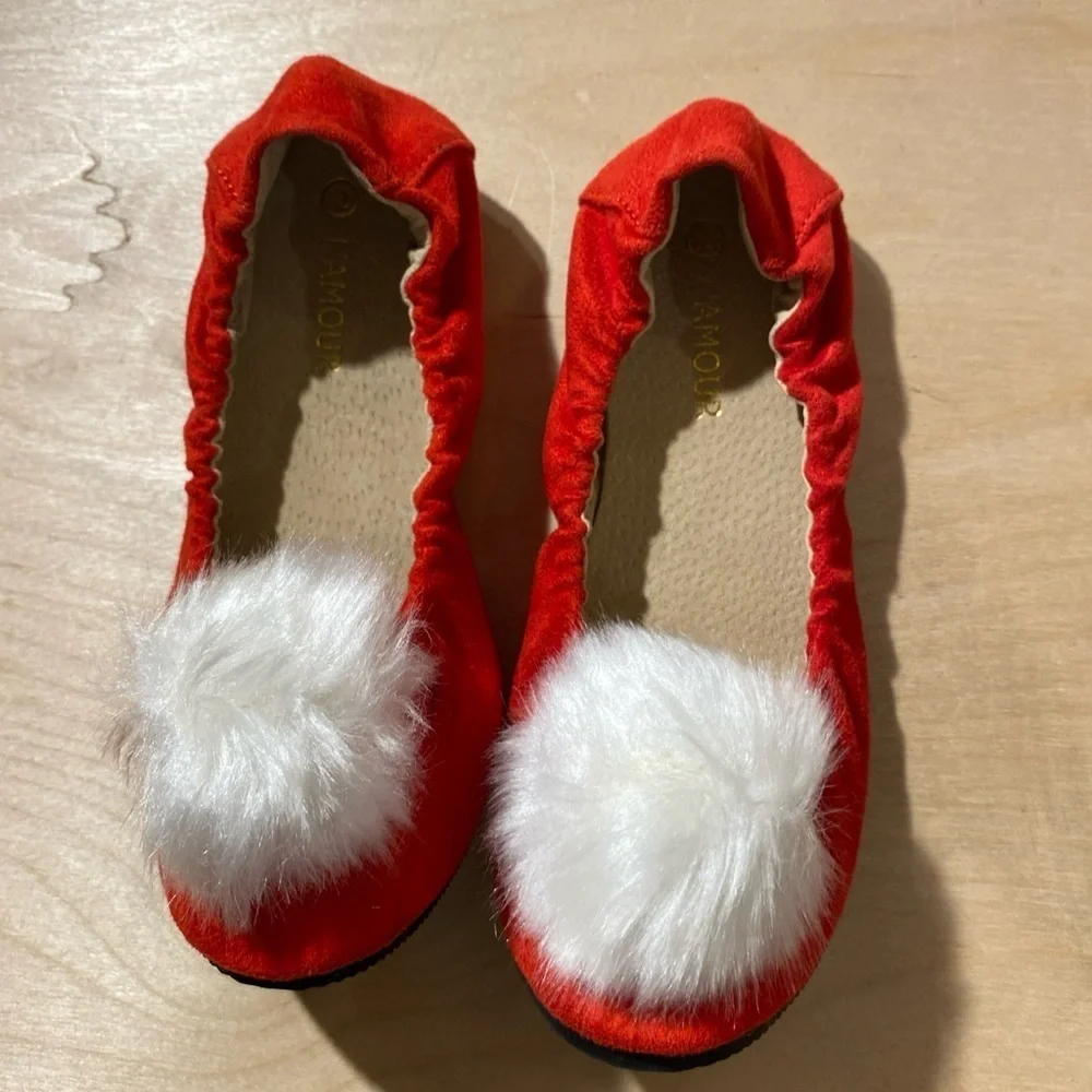 L’AMOUR Fabric Ballet Flats with Fluffy White Pom-Pom size 10 (LJ)